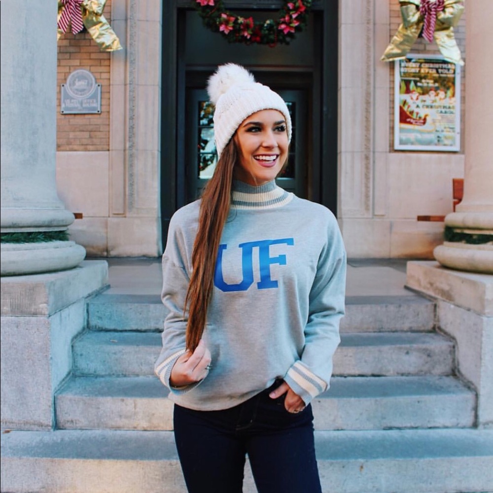 SOLD KENTUCKY varsity stripe sweatshirt - Picture 2 of 2
